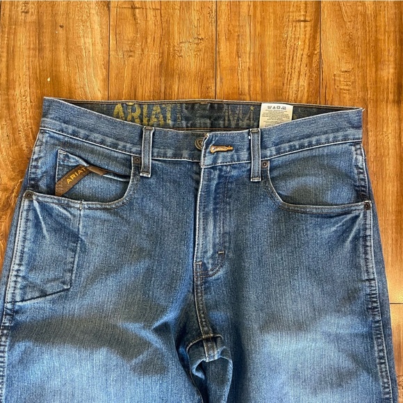ARIAT Men’s Classic Bootcut M4 Blue Jeans Size 30 x 34 - Picture 2 of 14